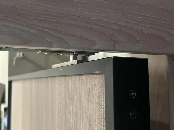 Tasmanian Oak woodgrain aluminium finish