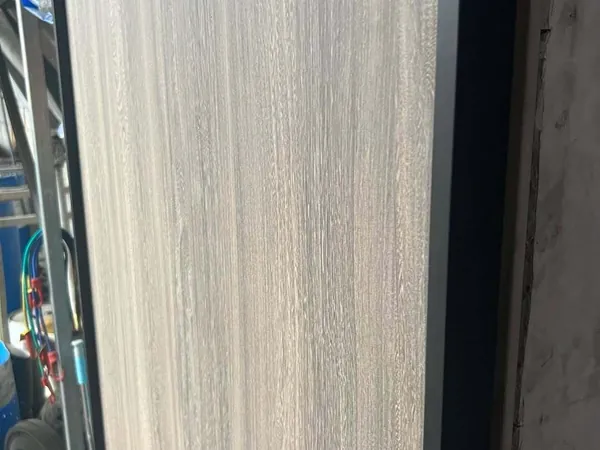 Limed Oak woodgrain aluminium finish
